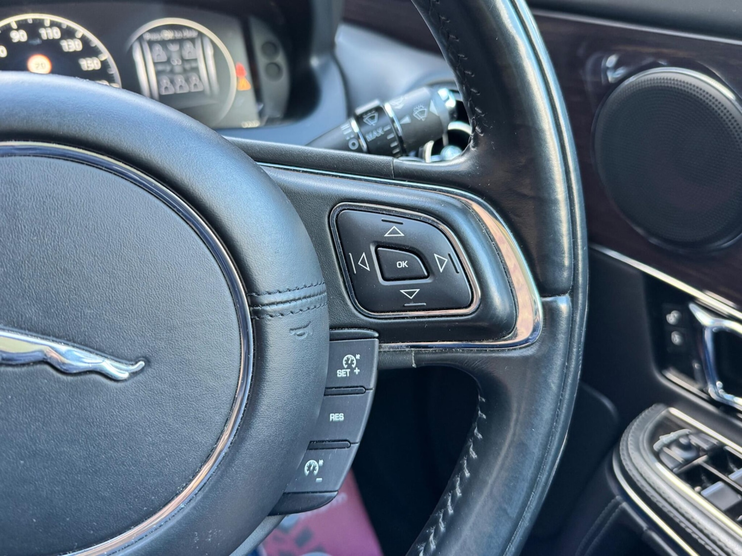 Used Jaguar XJ 2016 for sale - 76666604: Photo 69