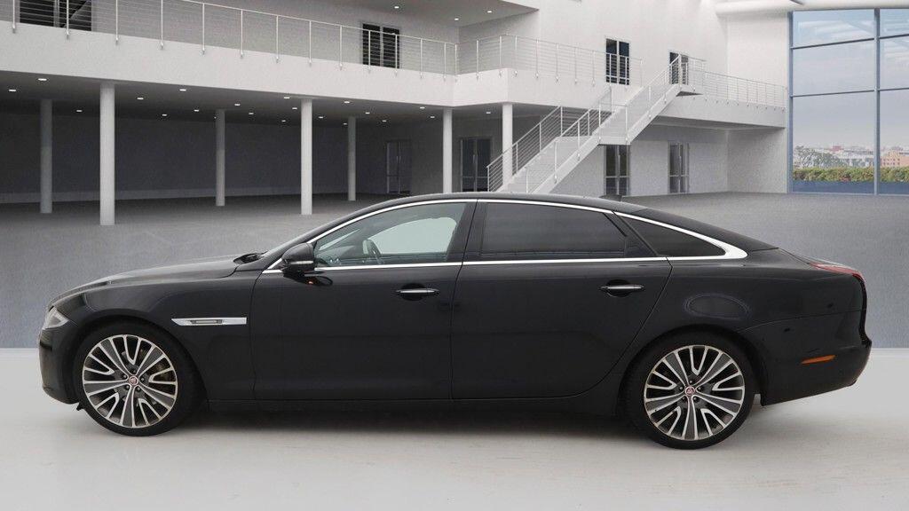 Used Jaguar XJ 2016 for sale - 76666604: Photo 7