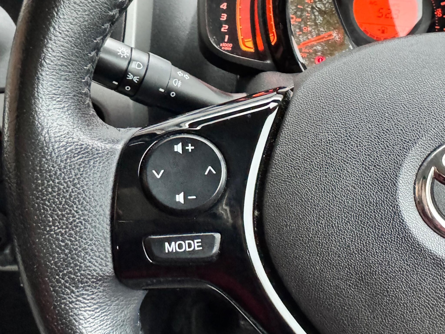 Used Toyota AYGO 2017 for sale - 76424911: Photo 34