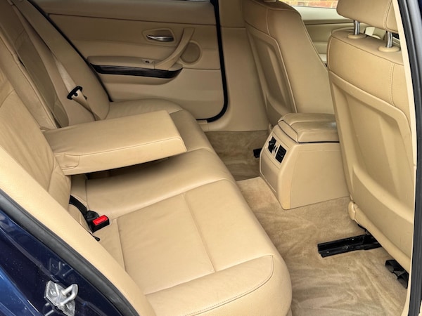 Used BMW 3 Series 2011 for sale - 76326053: Photo 10