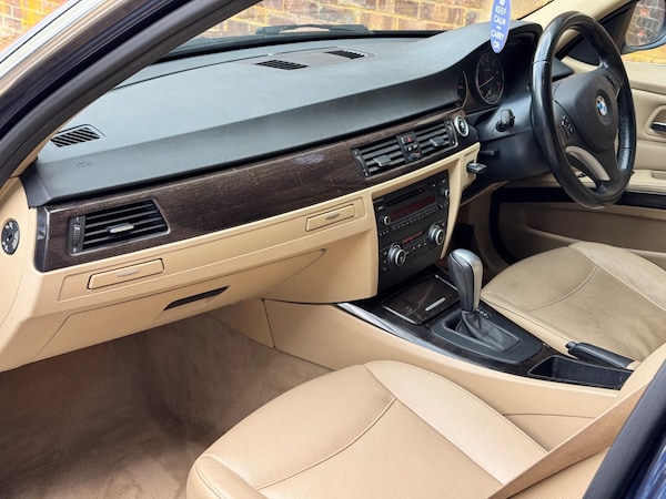 Used BMW 3 Series 2011 for sale - 76326053: Photo 22