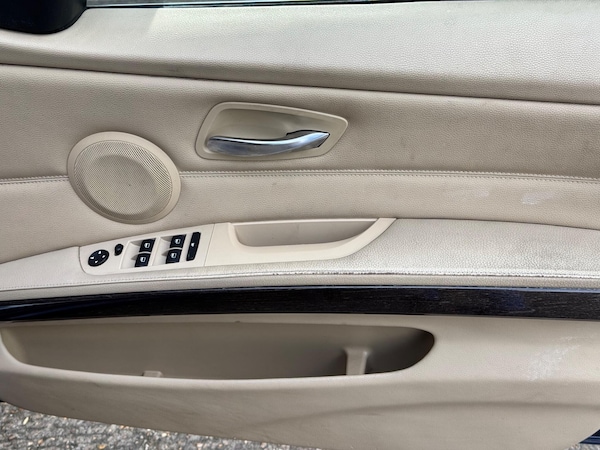 Used BMW 3 Series 2011 for sale - 76326053: Photo 34