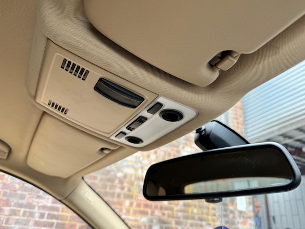 Used BMW 3 Series 2011 for sale - 76326053: Photo 40