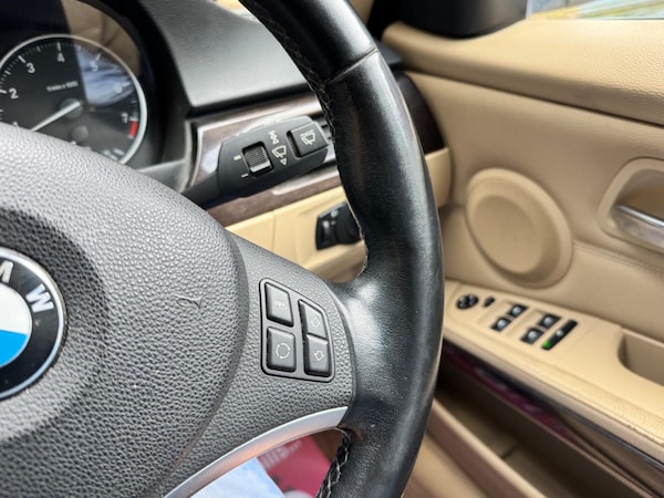 Used BMW 3 Series 2011 for sale - 76326053: Photo 42