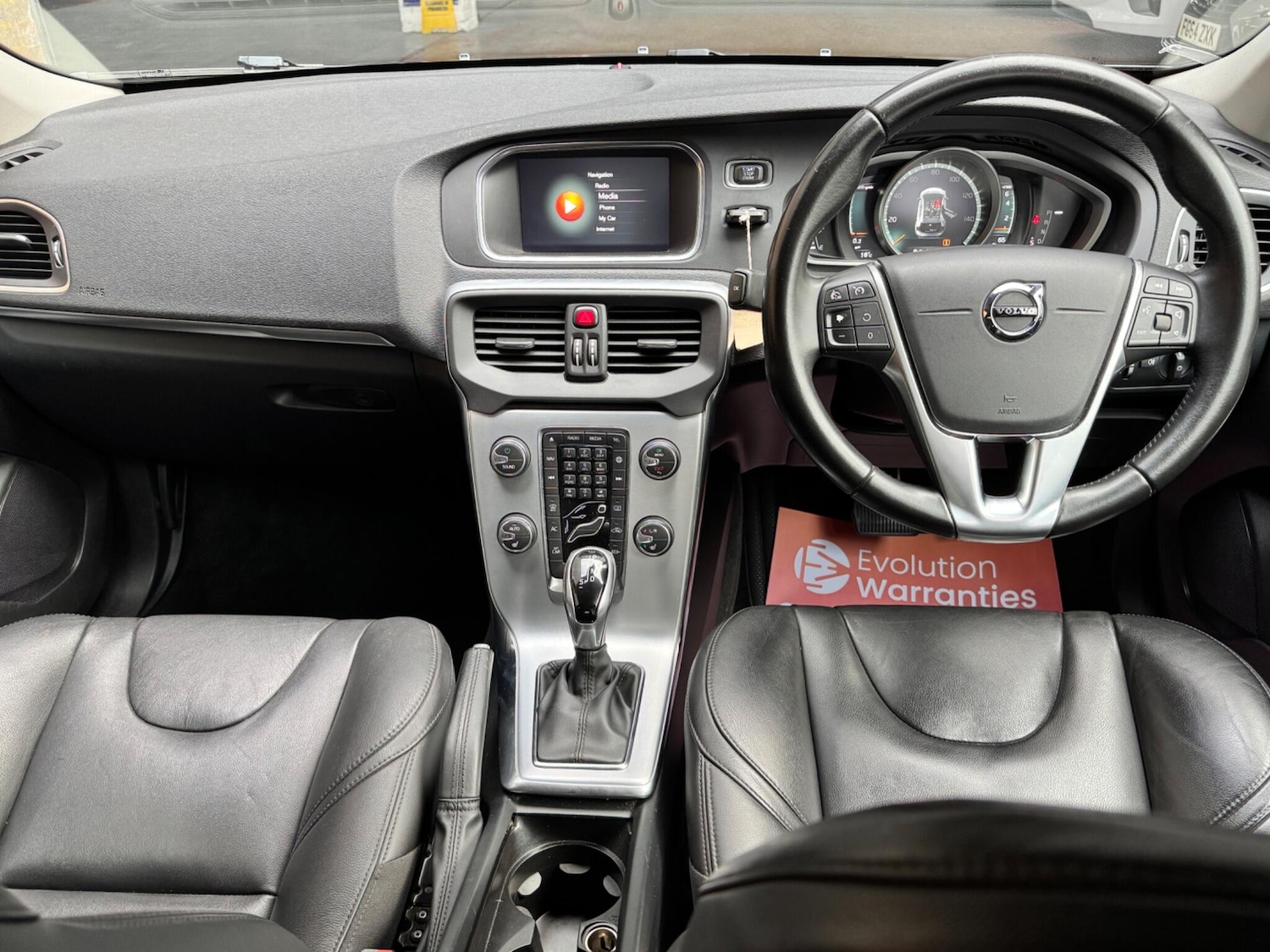Used Volvo V40 2017 for sale - 76327305: Photo 23