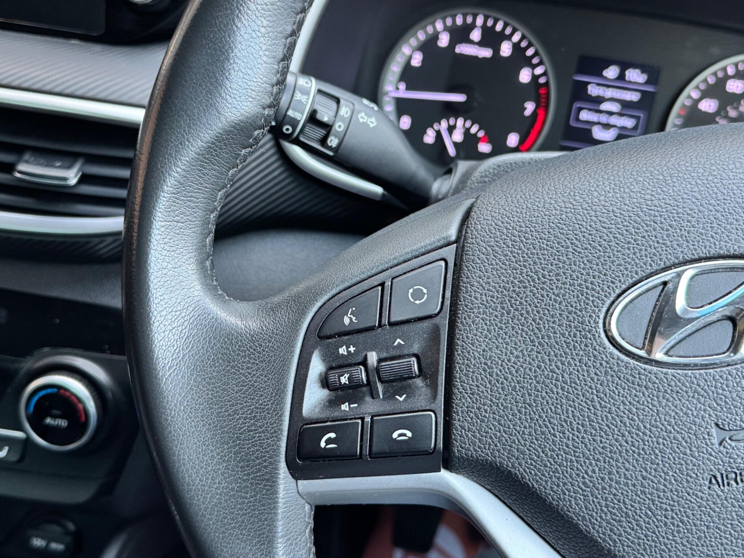 Used Hyundai TUCSON 2019 for sale - 76441289: Photo 45