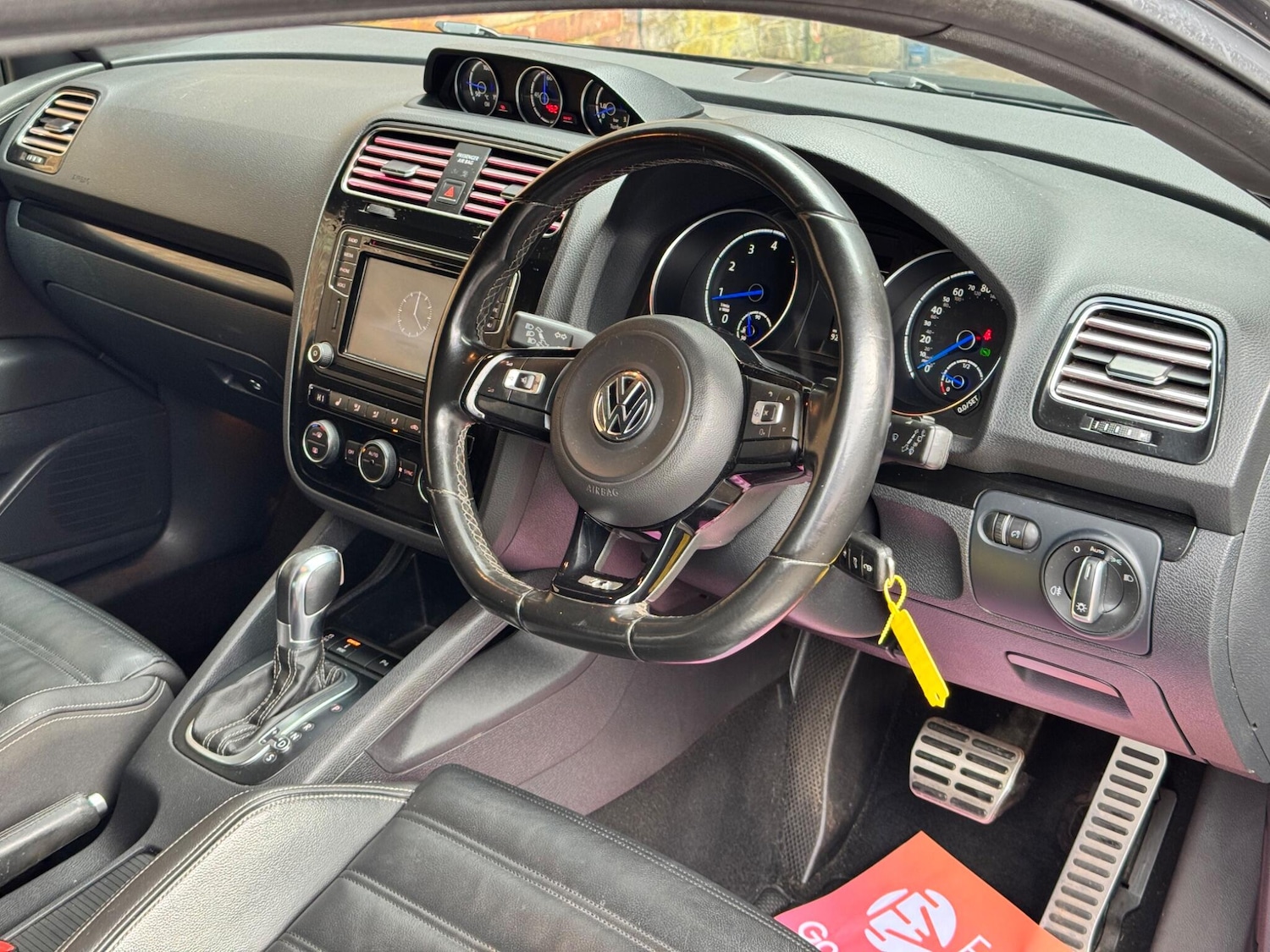 Used Volkswagen Scirocco 2015 for sale - 76327245: Photo 24