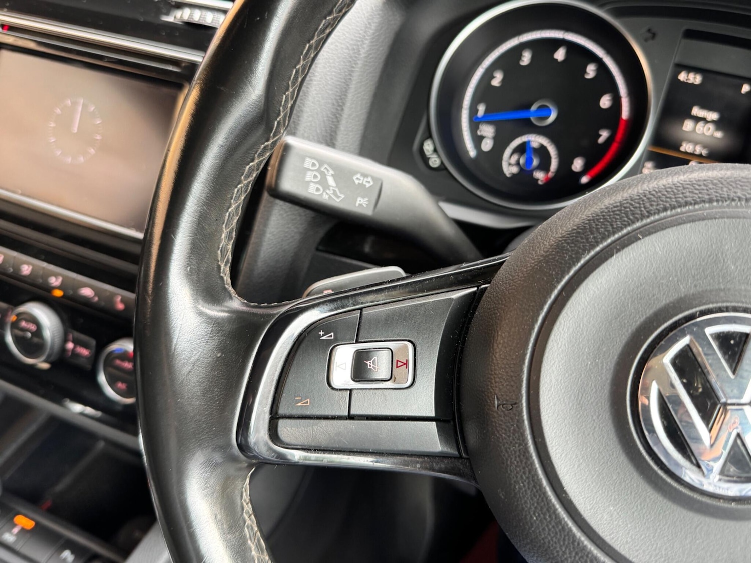 Used Volkswagen Scirocco 2015 for sale - 76327245: Photo 48