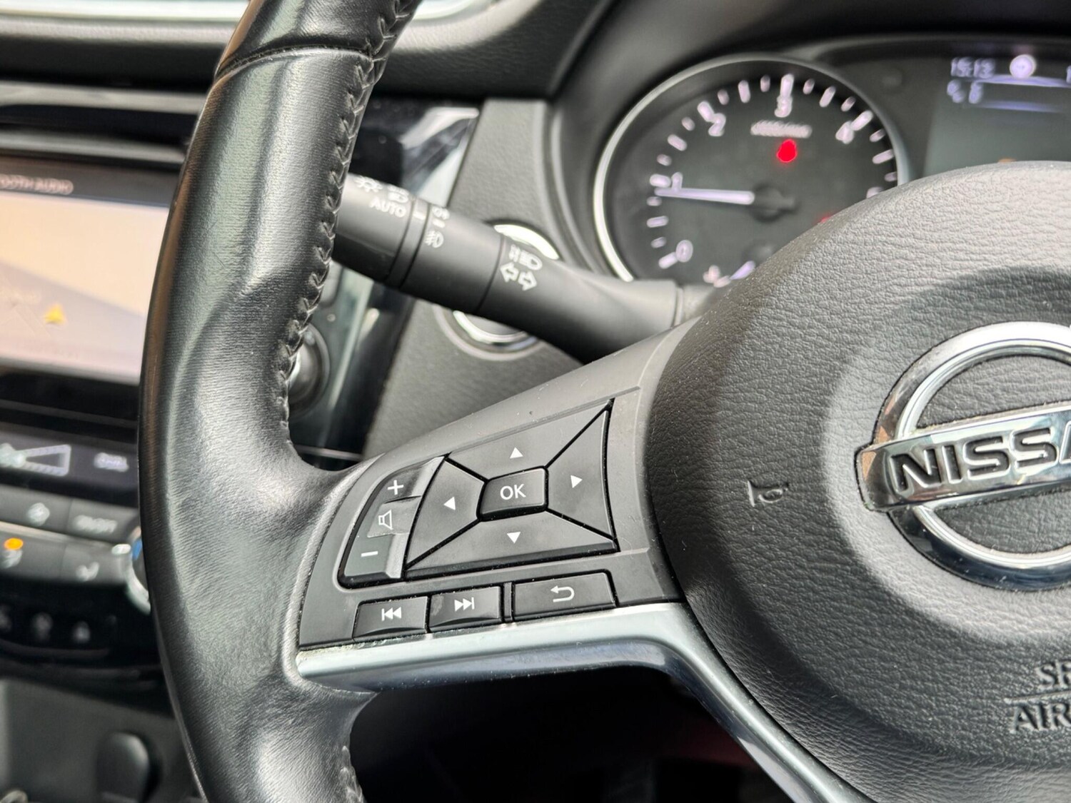 Used Nissan Qashqai 2017 for sale - 76326464: Photo 52