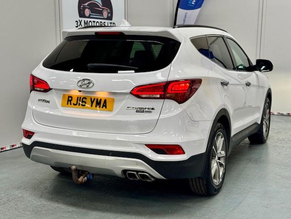 Used Hyundai Santa Fe 2016 for sale - 76327404: Photo 10