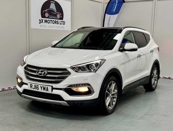 Used Hyundai Santa Fe 2016 for sale - 76327404: Photo 1
