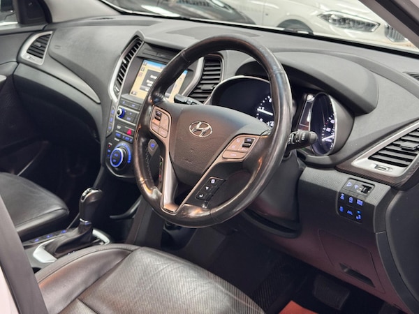 Used Hyundai Santa Fe 2016 for sale - 76327404: Photo 24