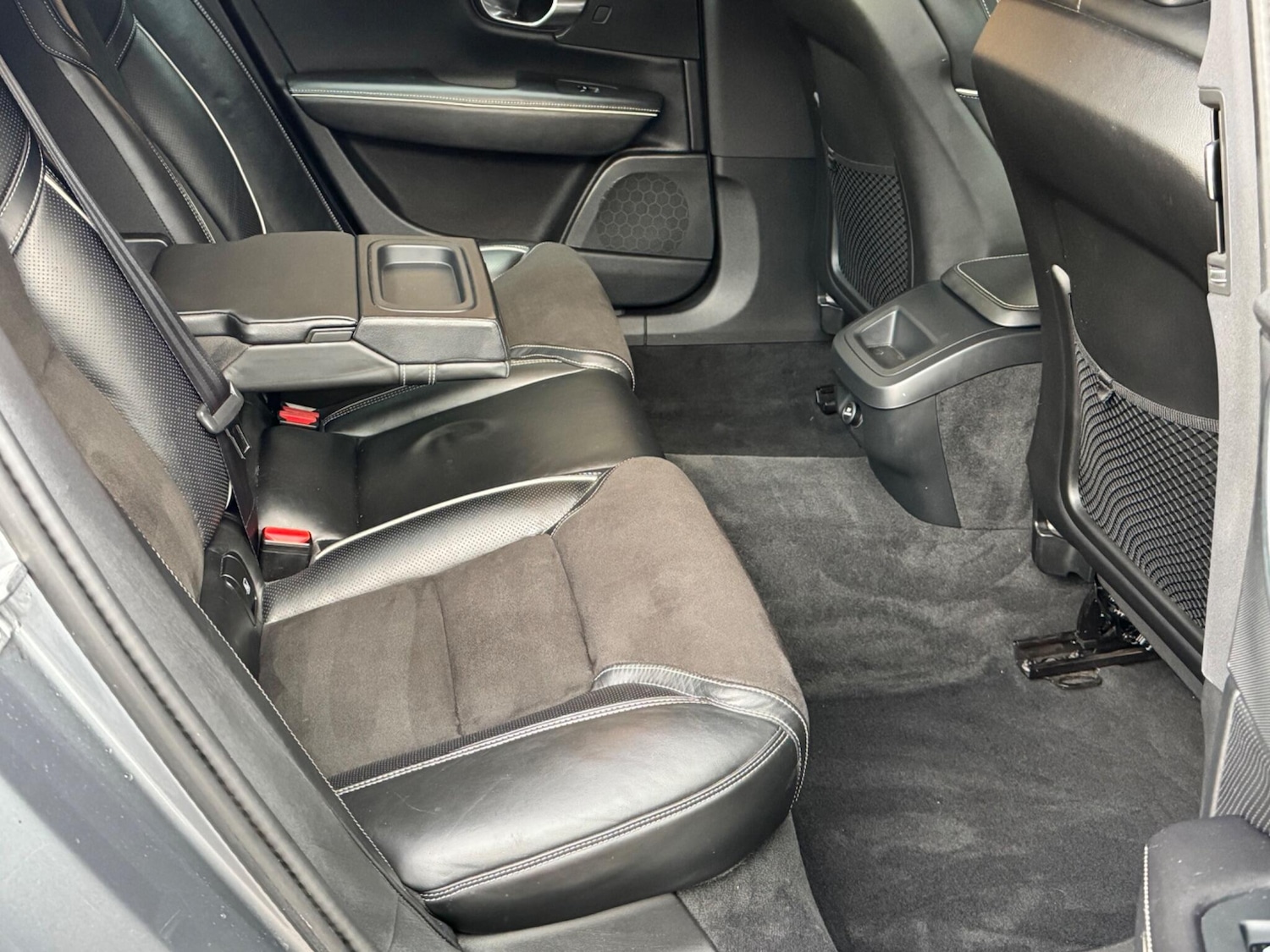 Used Volvo S90 2018 for sale - 76689735: Photo 10