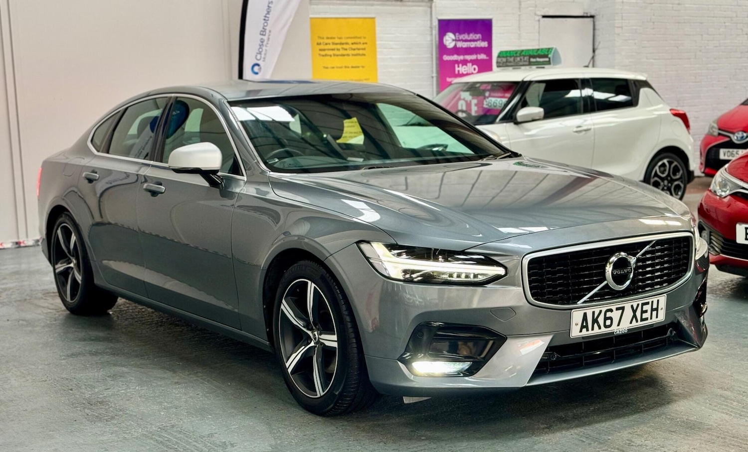Used Volvo S90 2018 for sale - 76689735: Photo 3