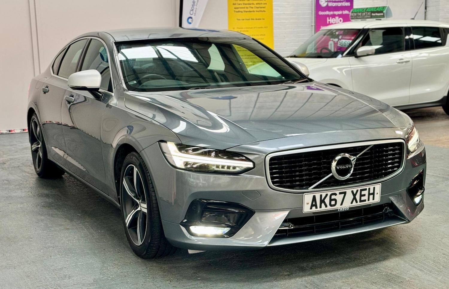 Used Volvo S90 2018 for sale - 76689735: Photo 4