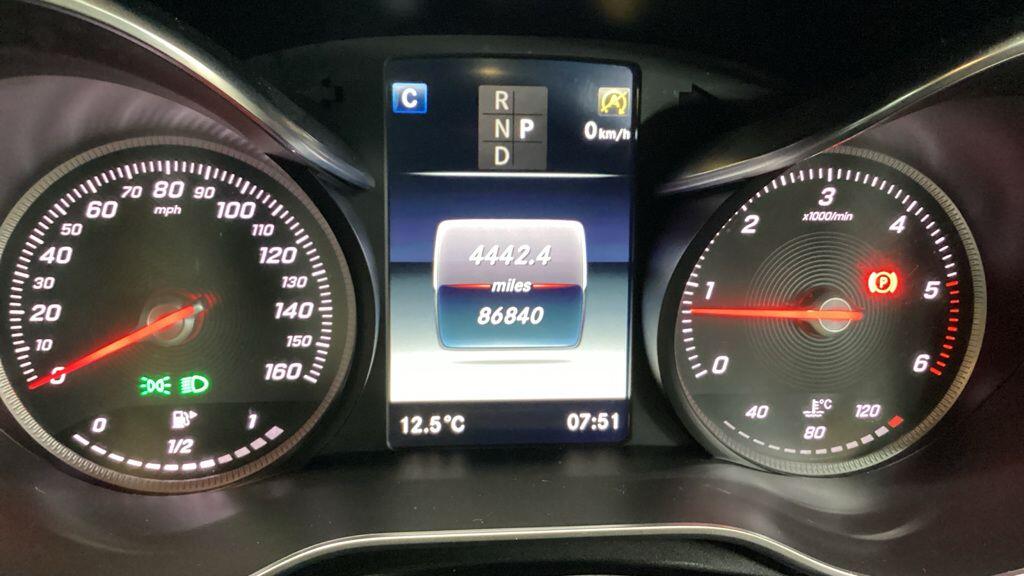 Used Mercedes-Benz C Class 2018 for sale - 76499274: Photo 13