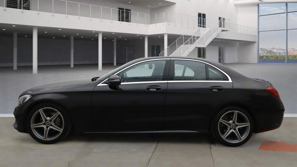 Used Mercedes-Benz C Class 2018 for sale - 76499274: Photo 9