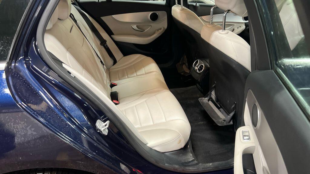 Used Mercedes-Benz C Class 2014 for sale - 77131989: Photo 6