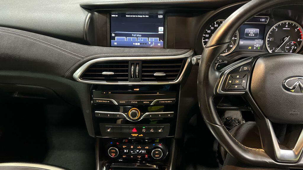 Used Infiniti Q30 2016 for sale - 77306089: Photo 13