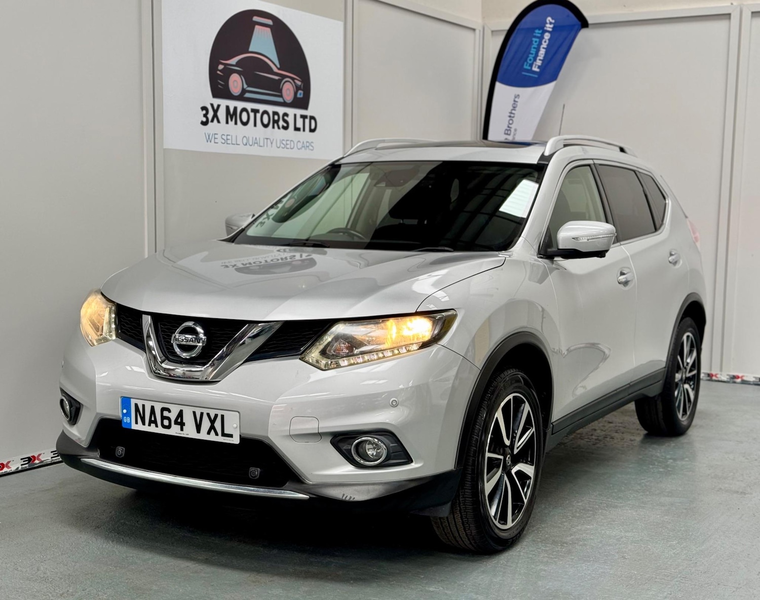 Used Nissan X-Trail 2014 for sale - 76327001: Photo 1