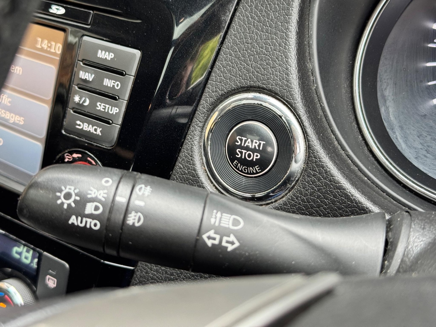 Used Nissan X-Trail 2014 for sale - 76327001: Photo 42