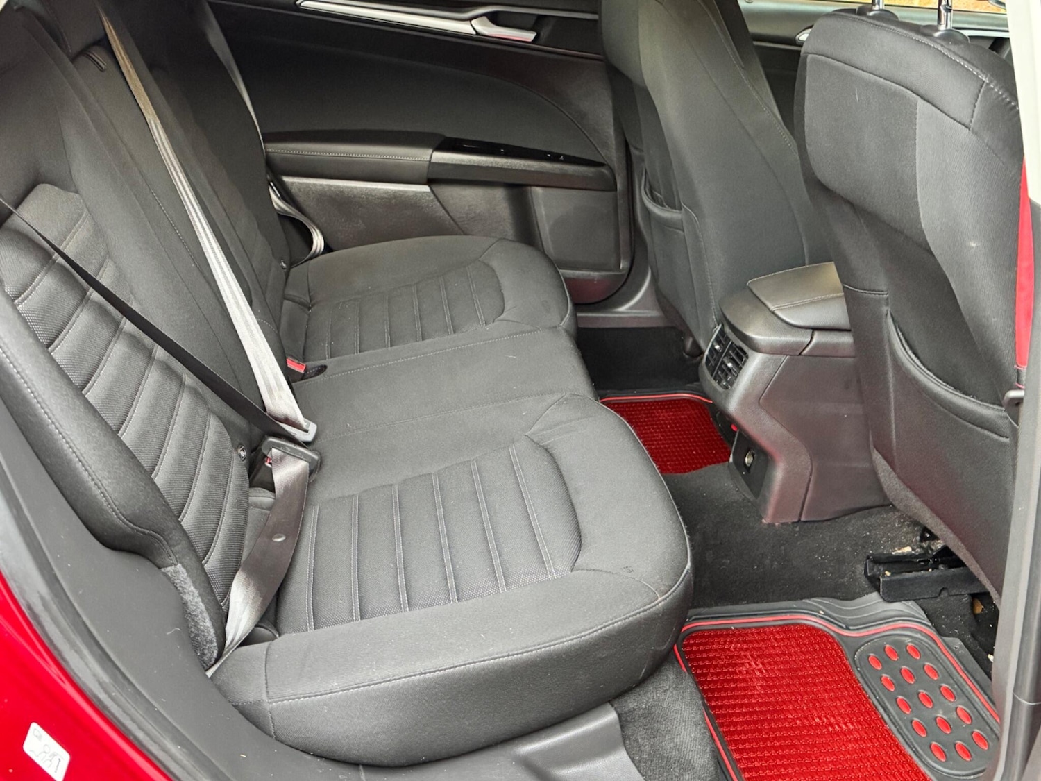 Used Ford Mondeo 2017 for sale - 76942462: Photo 9