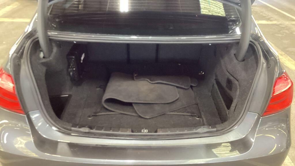 Used BMW 3 Series 2018 for sale - 77626285: Photo 9