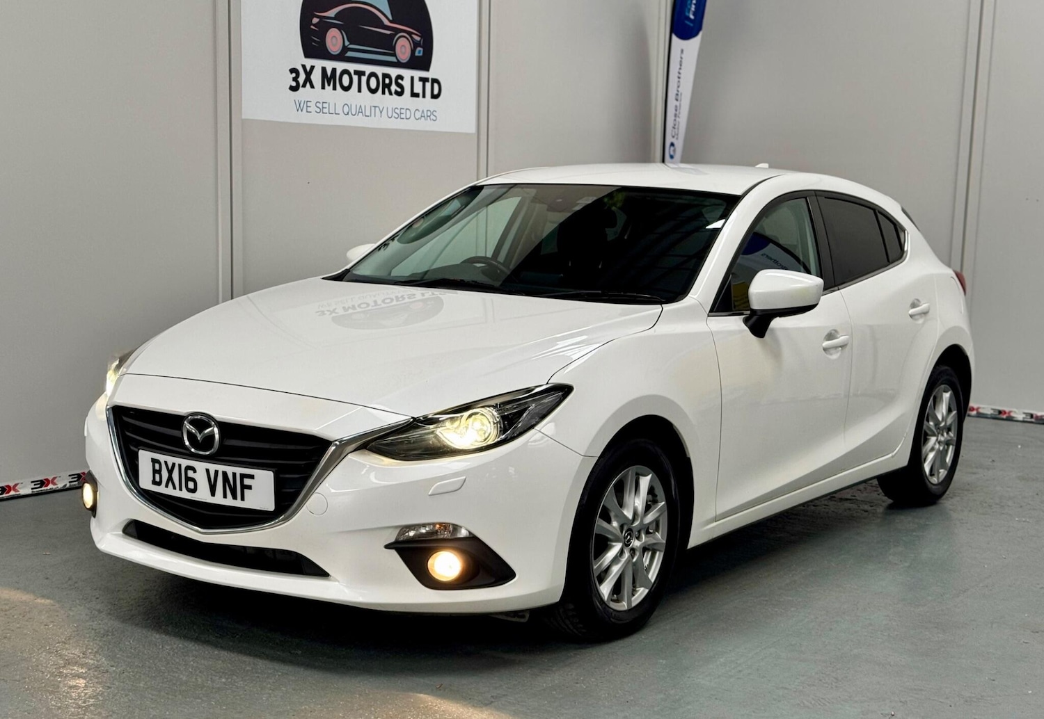 Used Mazda Mazda3 2016 for sale - 76326098: Photo 1