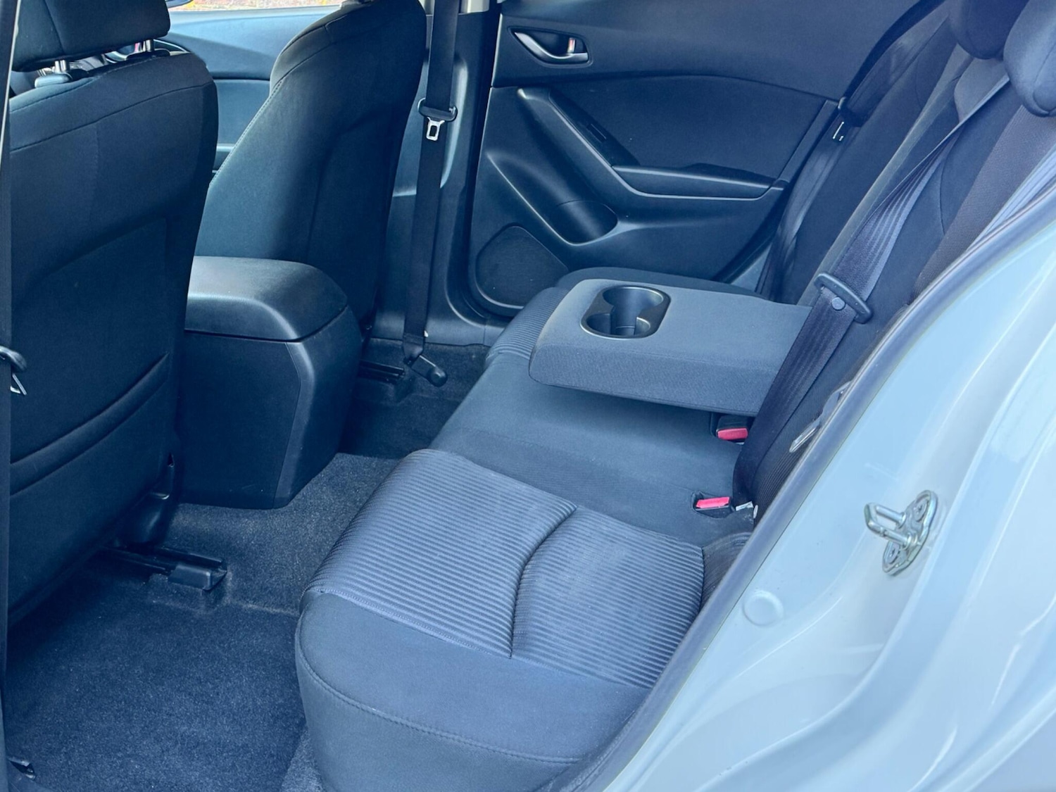 Used Mazda Mazda3 2016 for sale - 76326098: Photo 11