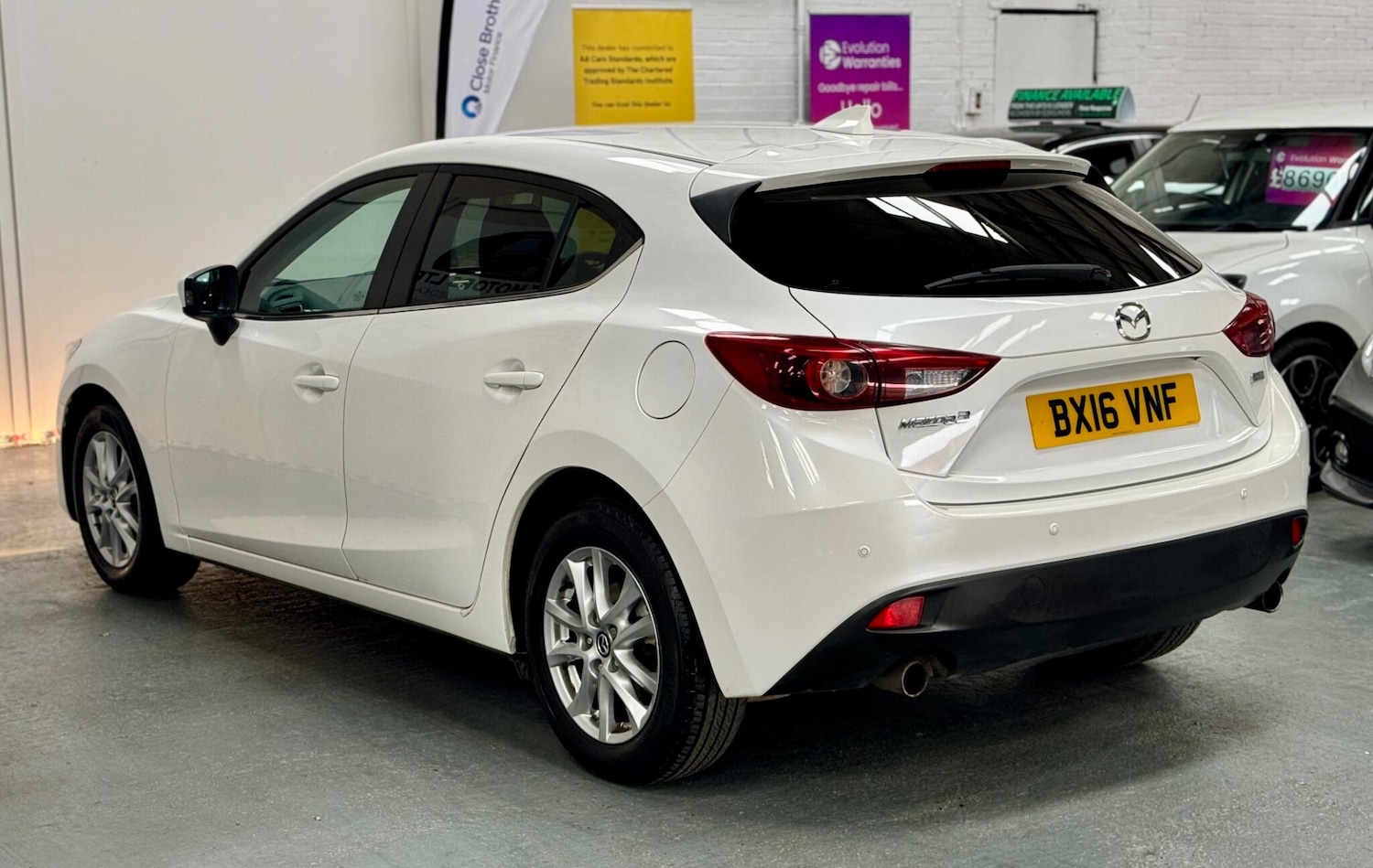 Used Mazda Mazda3 2016 for sale - 76326098: Photo 12