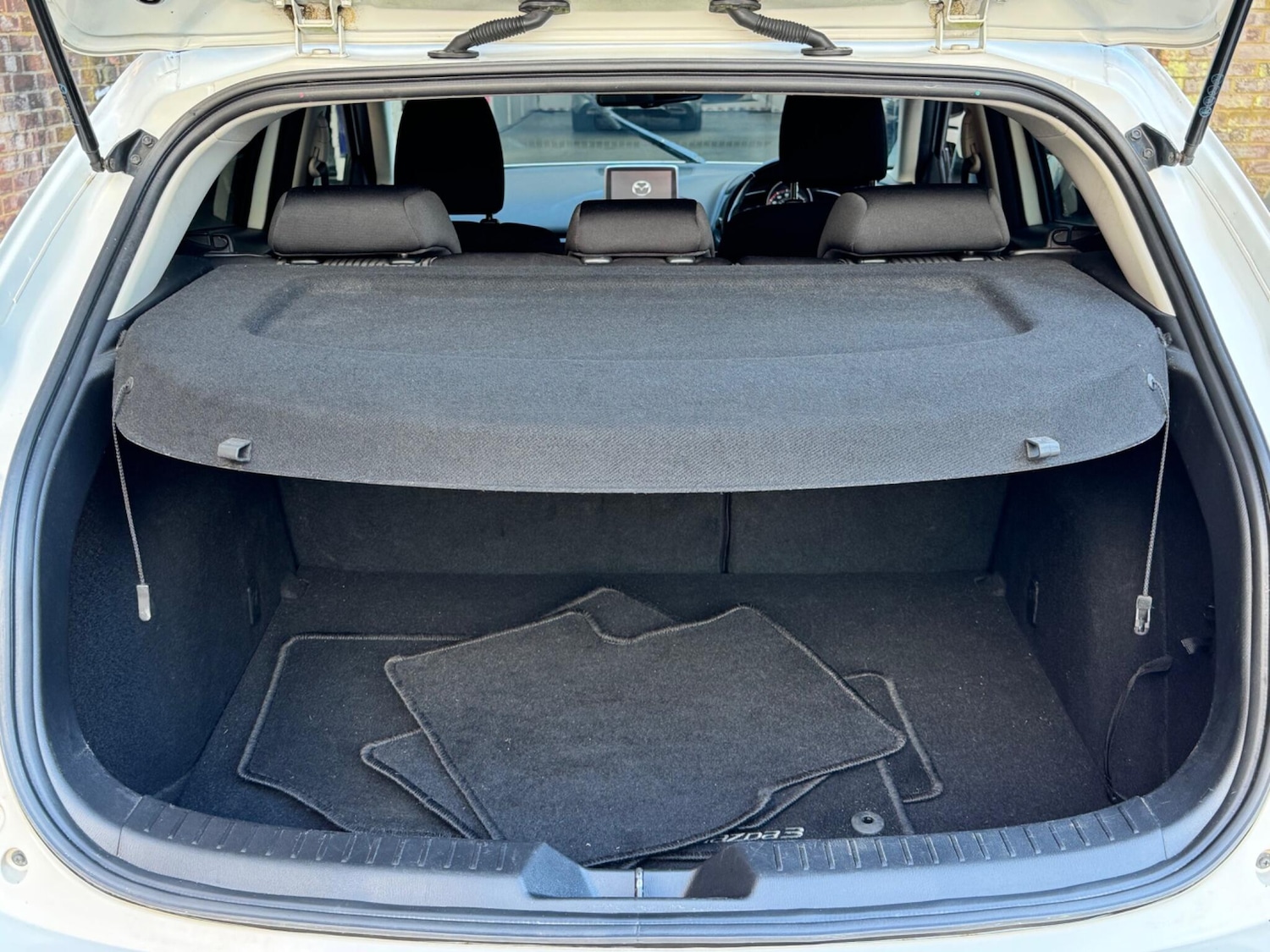 Used Mazda Mazda3 2016 for sale - 76326098: Photo 20