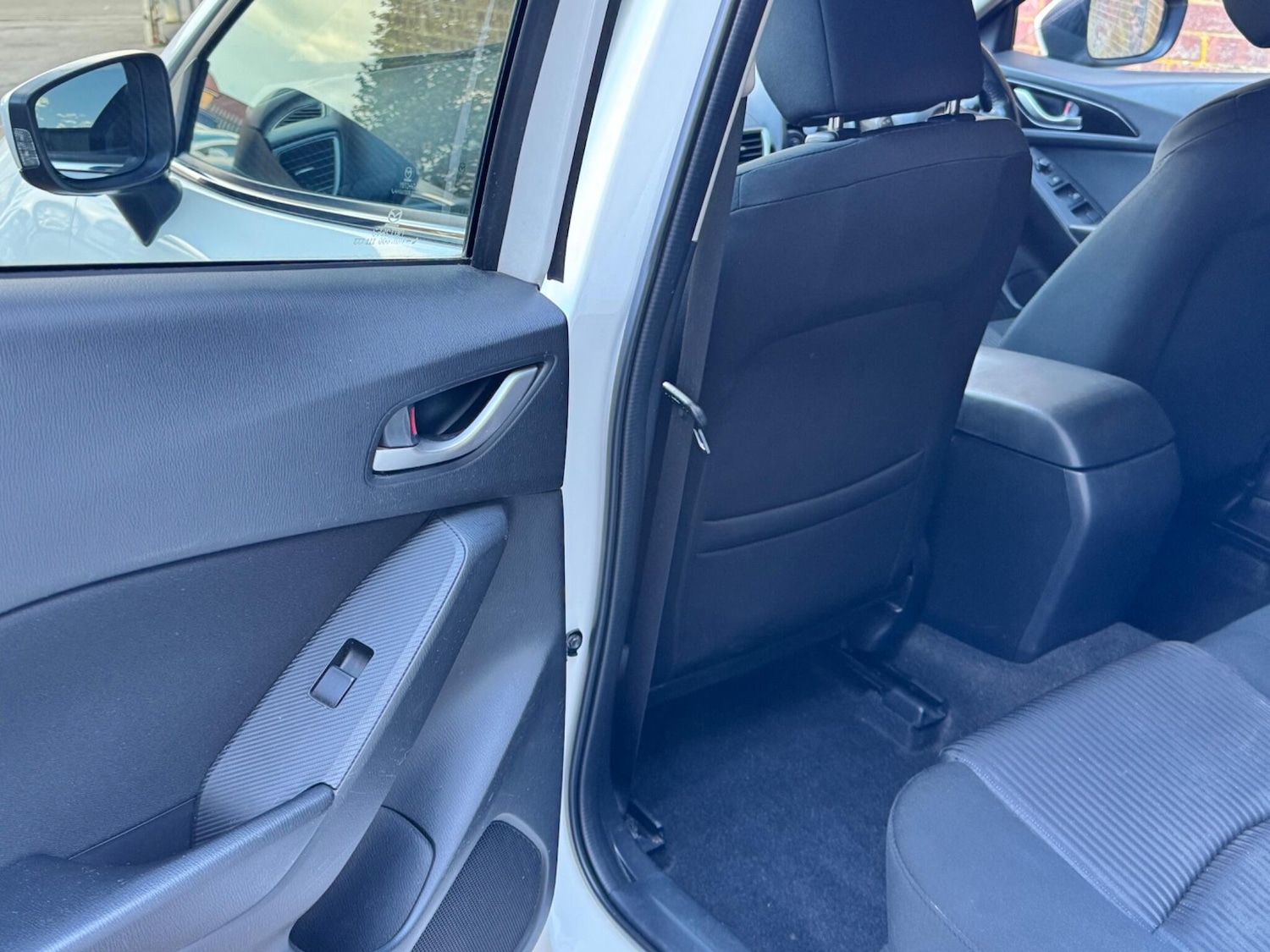 Used Mazda Mazda3 2016 for sale - 76326098: Photo 39