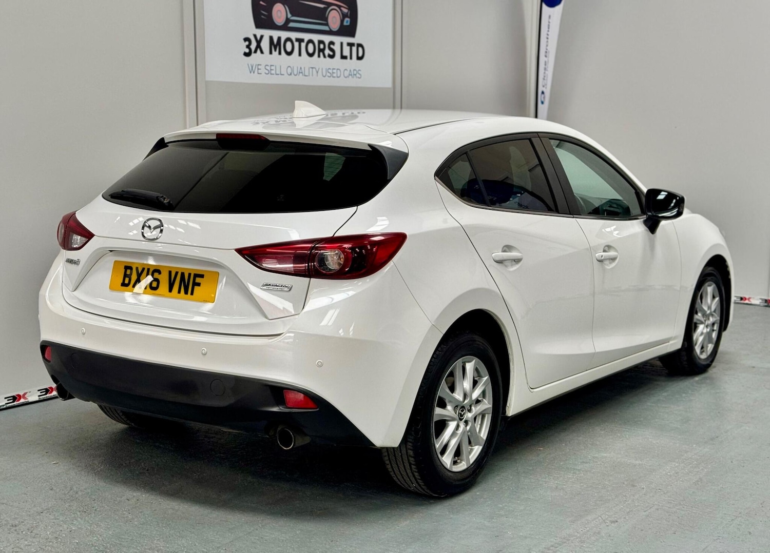 Used Mazda Mazda3 2016 for sale - 76326098: Photo 8