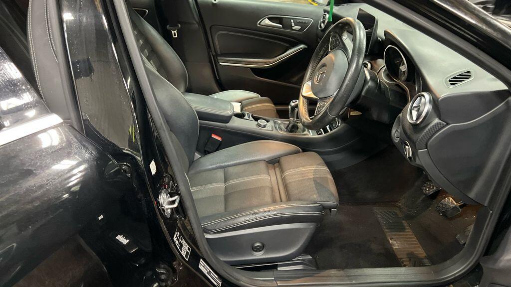 Used Mercedes-Benz A-Class 2018 for sale - 76522151: Photo 4