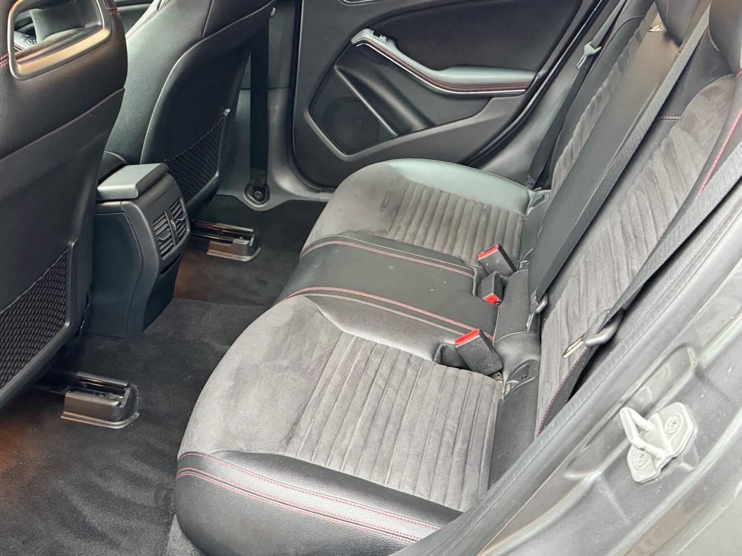 Used Mercedes-Benz A-Class 2016 for sale - 76327201: Photo 11