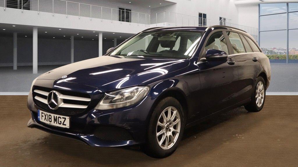 Used Mercedes-Benz C Class 2018 for sale - 76549486: Photo 2