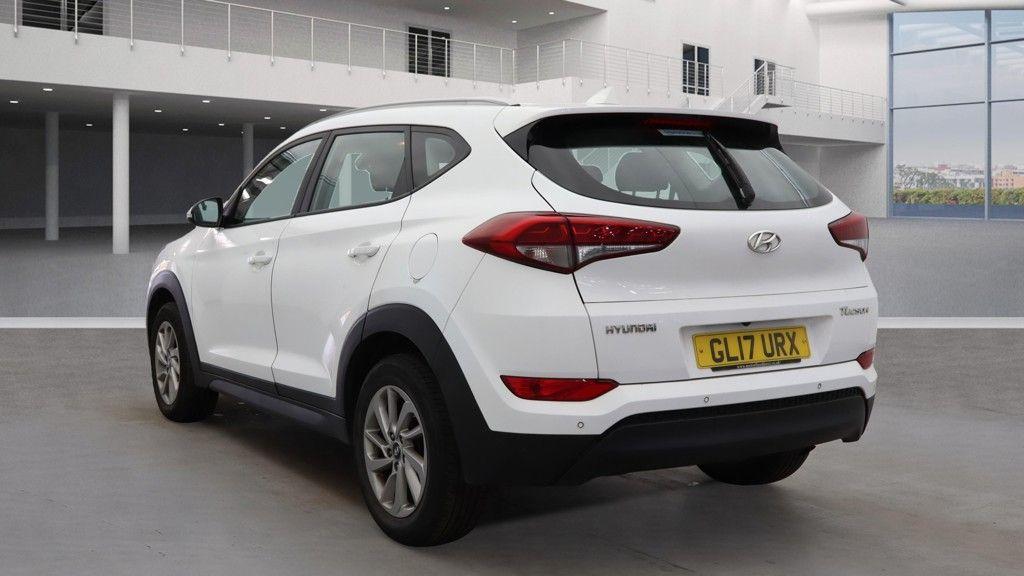 Used Hyundai TUCSON 2017 for sale - 76327220: Photo 3