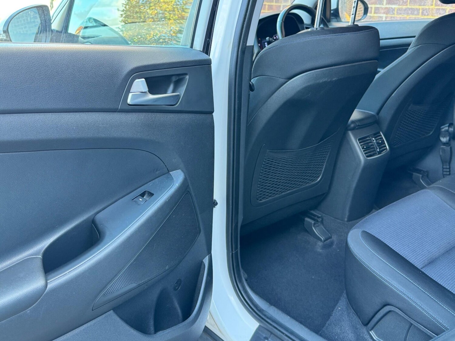 Used Hyundai TUCSON 2017 for sale - 76327220: Photo 38