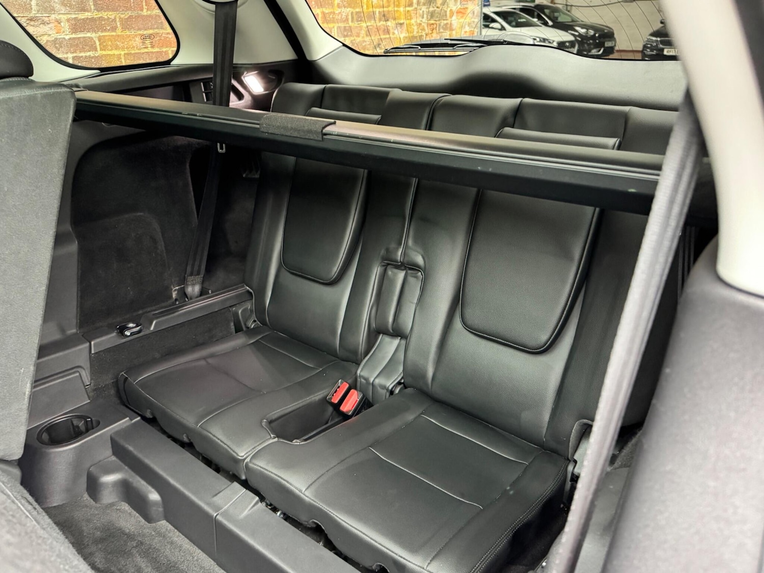 Used Land Rover Discovery Sport 2018 for sale - 76327198: Photo 16