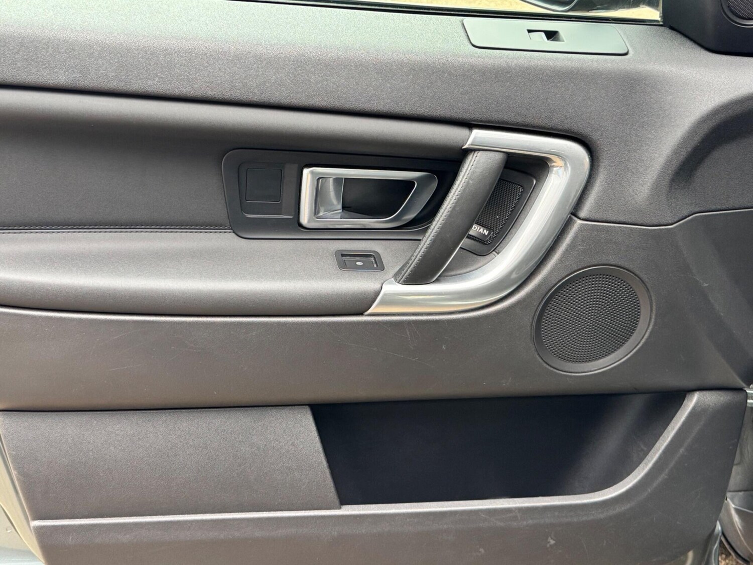 Used Land Rover Discovery Sport 2018 for sale - 76327198: Photo 35