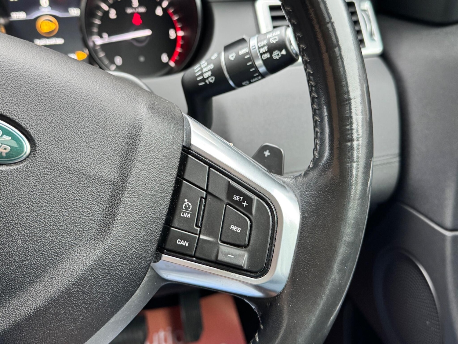 Used Land Rover Discovery Sport 2018 for sale - 76327198: Photo 60