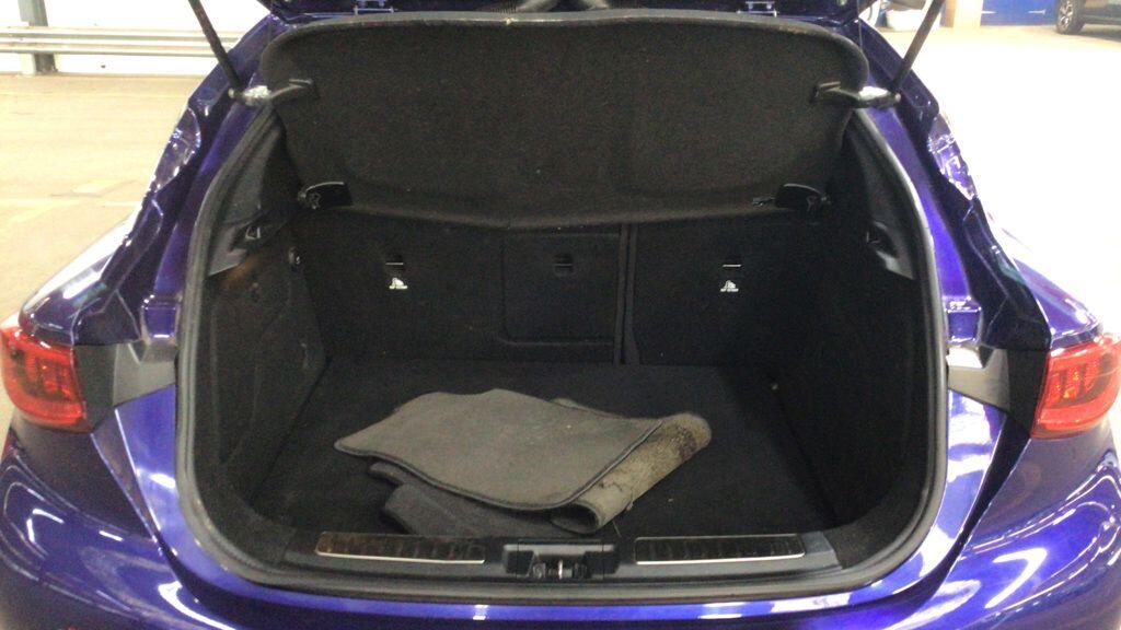 Used Infiniti Q30 2017 for sale - 76327205: Photo 9