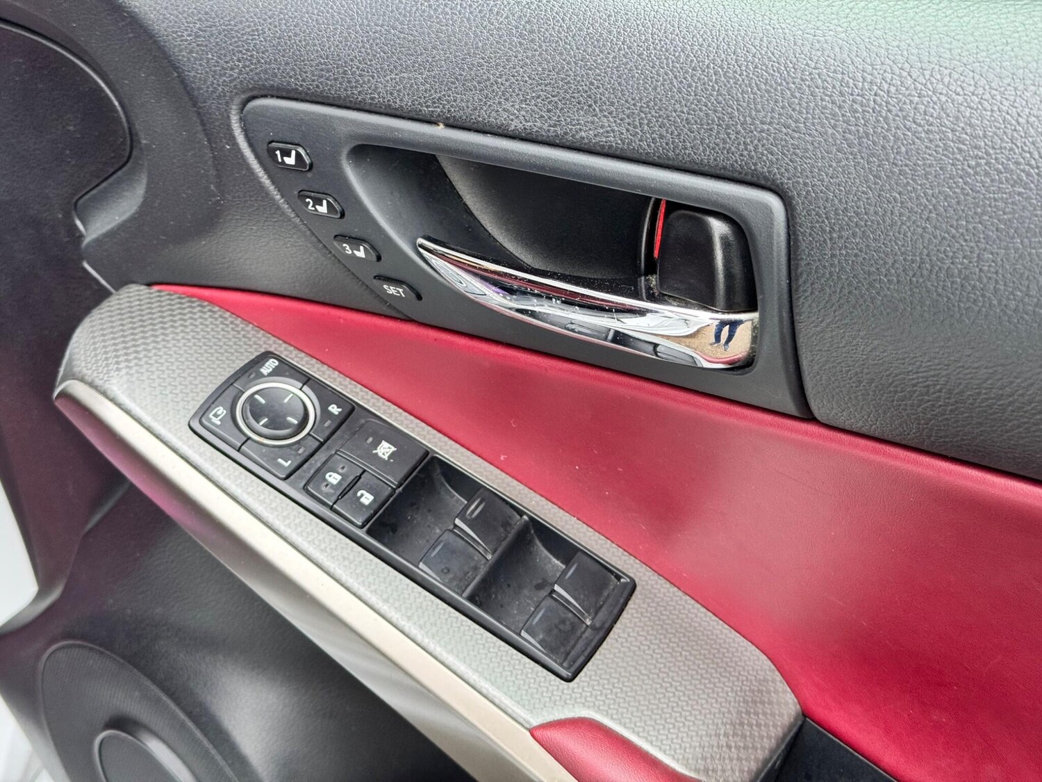 Used Lexus IS for sale - 77510003: Photo 40