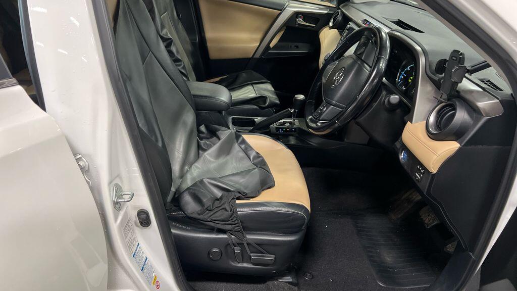 Used Toyota RAV4 2016 for sale - 76597097: Photo 4