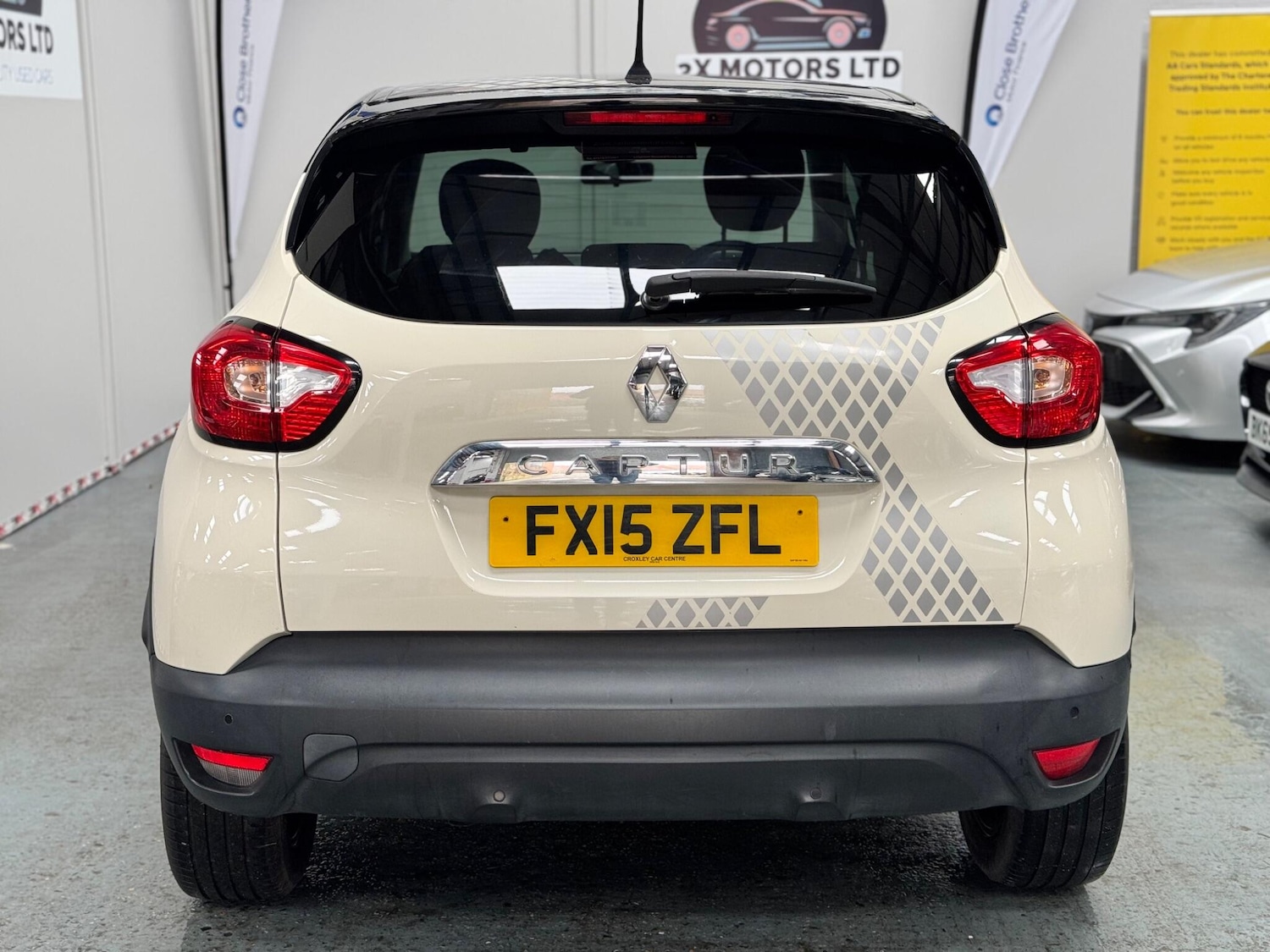 Used Renault Captur for sale - 77155623: Photo 16