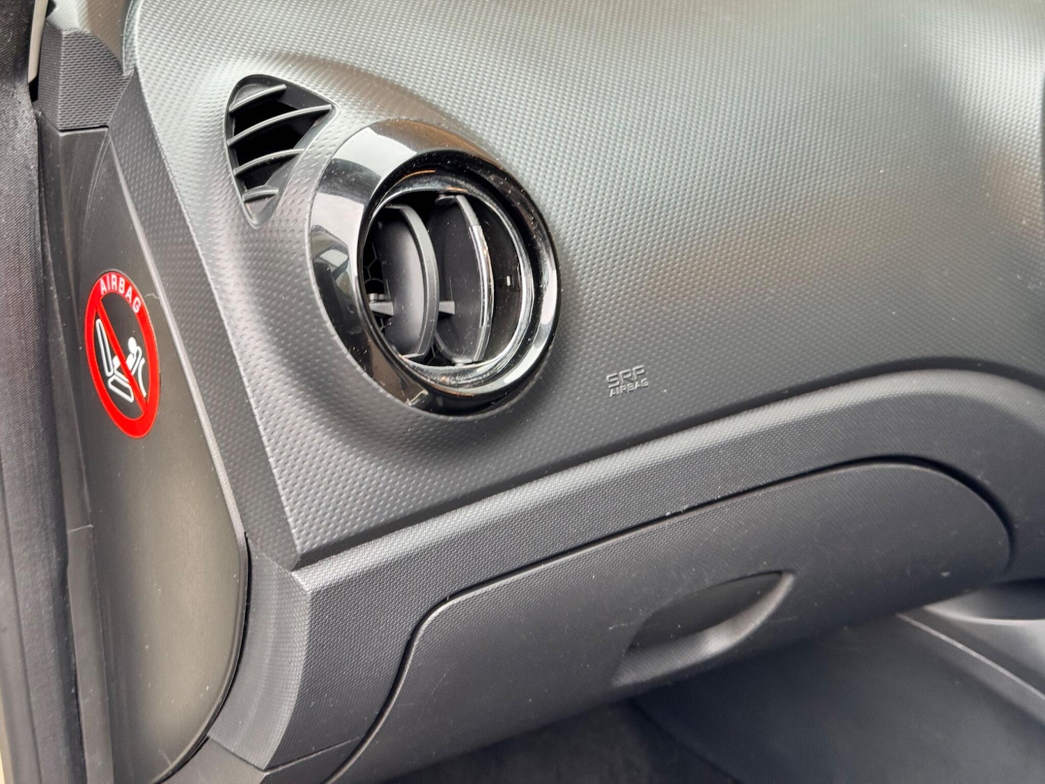 Used Renault Captur for sale - 77155623: Photo 23