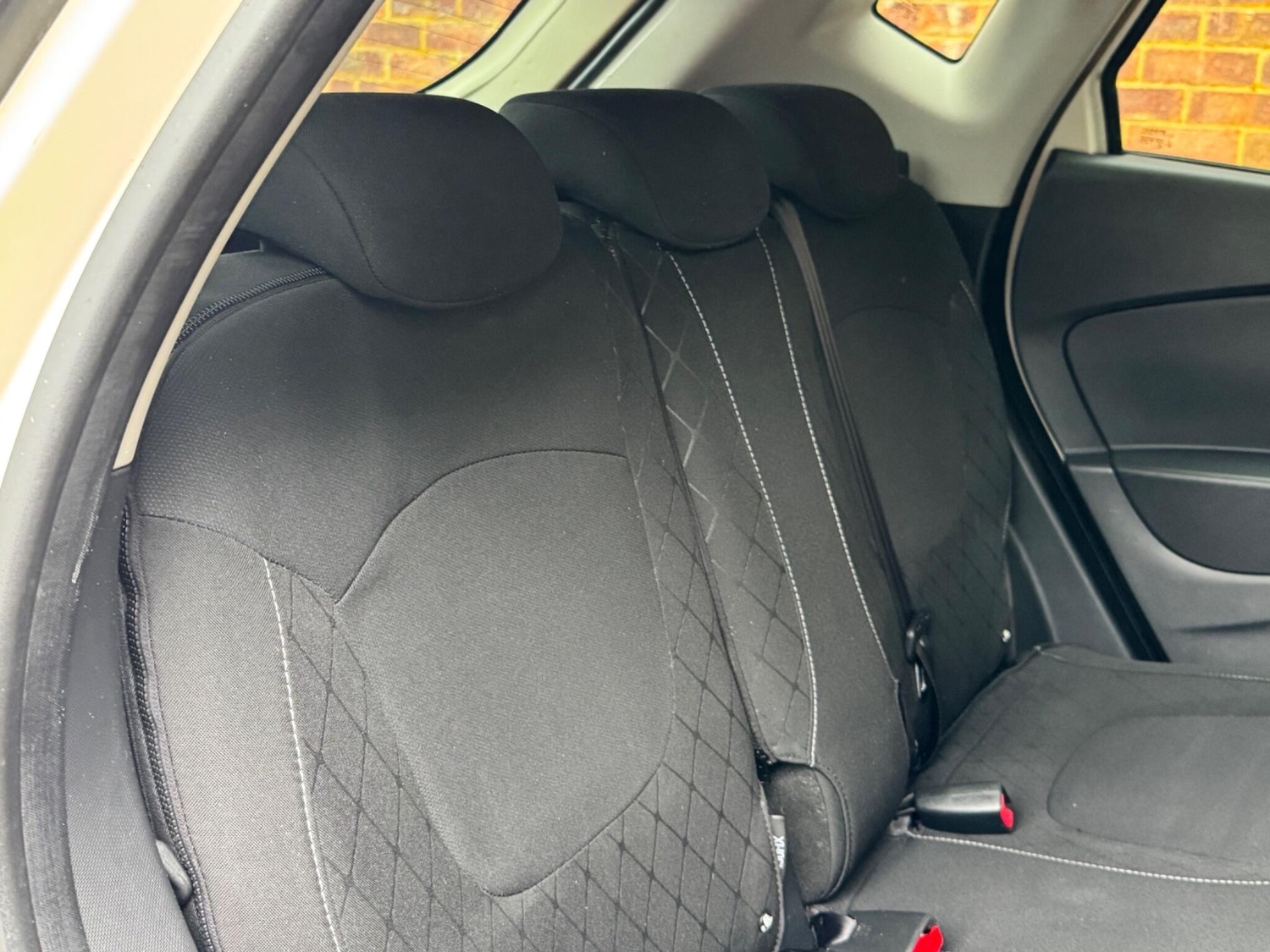 Used Renault Captur for sale - 77155623: Photo 36