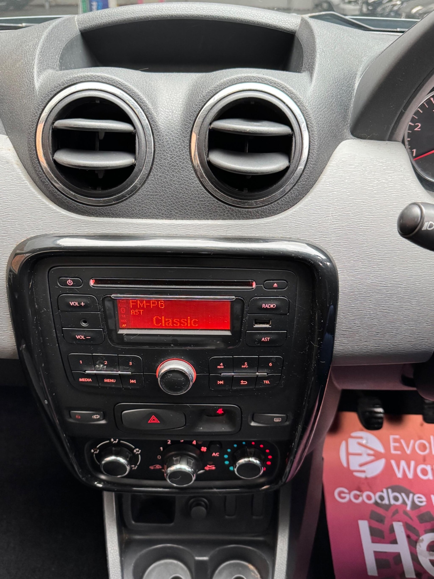 Used Dacia Duster 2013 for sale - 76521869: Photo 24