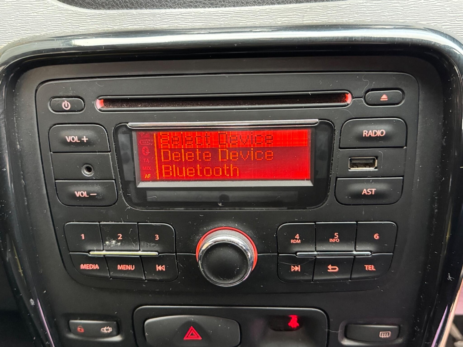 Used Dacia Duster 2013 for sale - 76521869: Photo 25