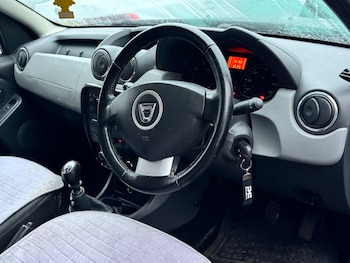 Used Dacia Duster 2013 for sale - 76521869: Photo